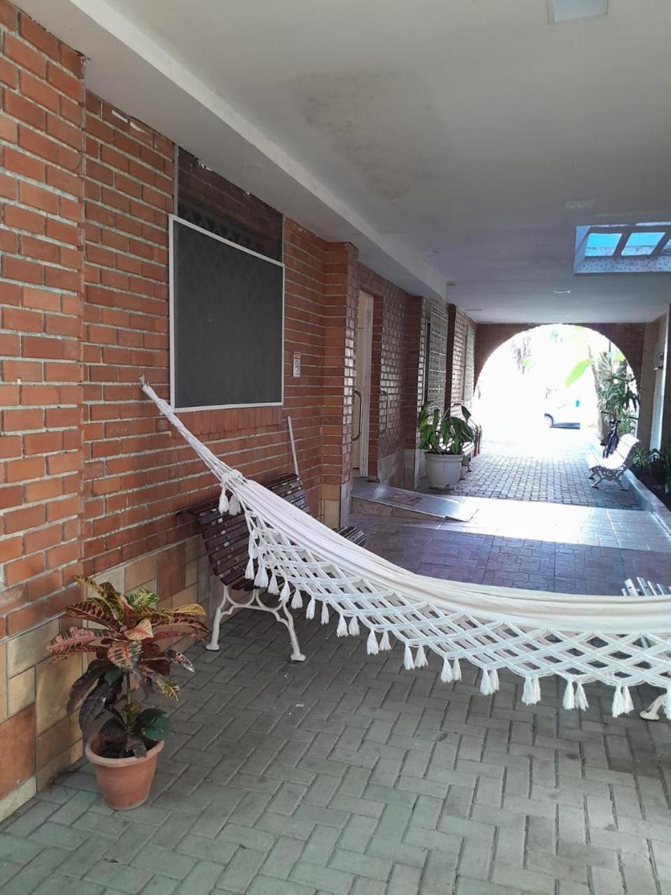 Pousada Hostel Solar Do Lazer เฮซิเฟ ภายนอก รูปภาพ